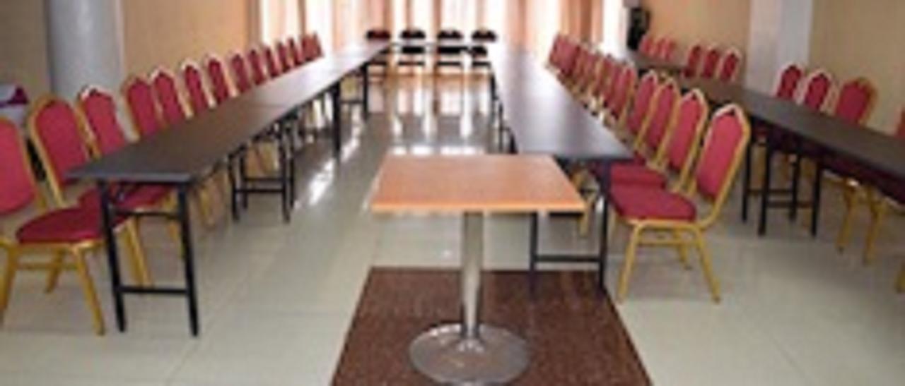 Corina Hotel Monrovia Bagian luar foto