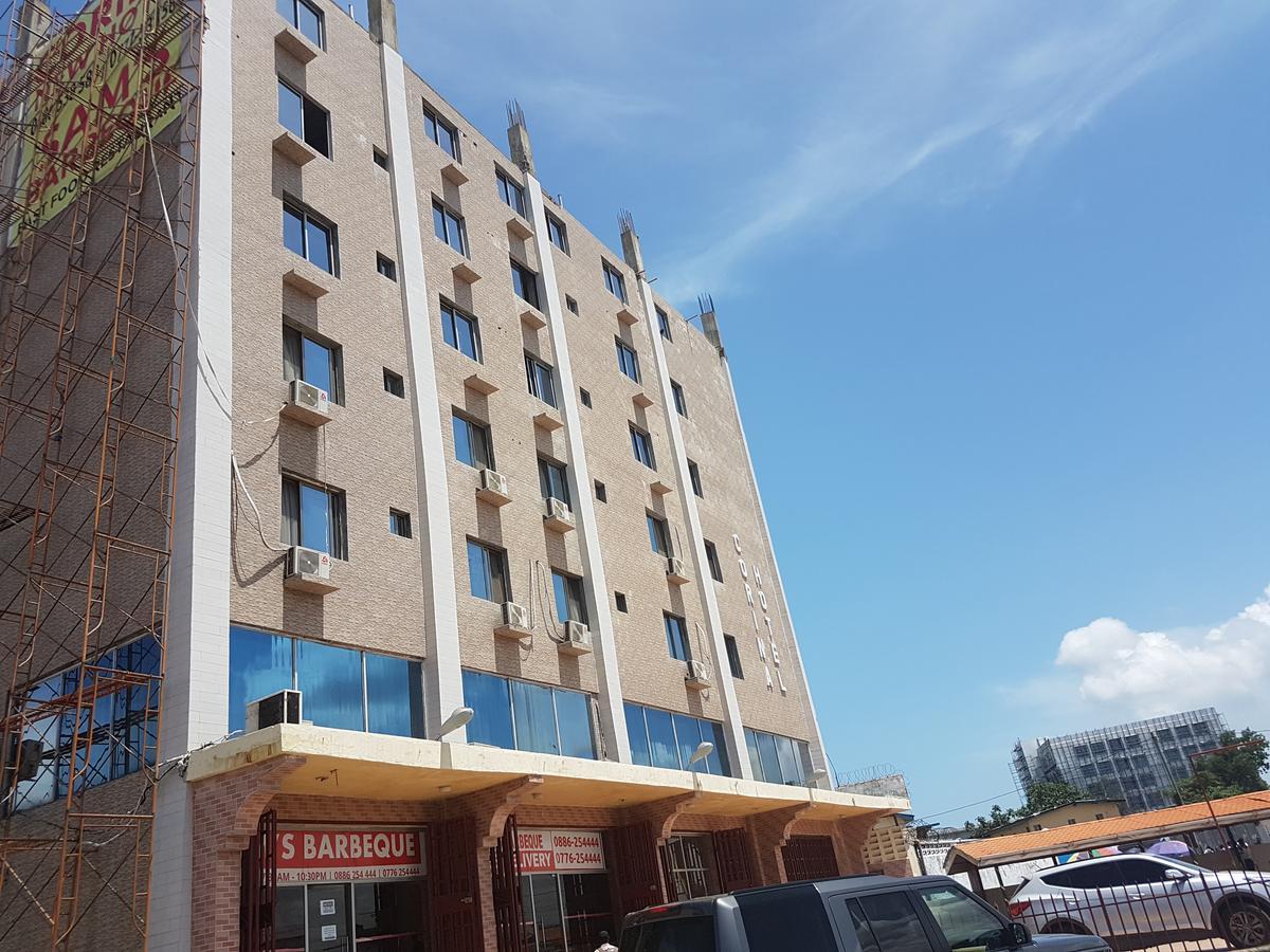 Corina Hotel Monrovia Bagian luar foto